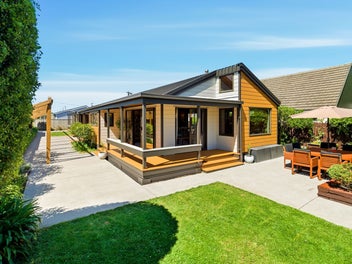 2/238 Estuary Road, South New Brighton, Christchurch