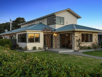 19 East Bank Road, Whakatane