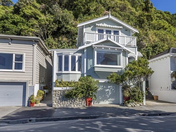 385 Karaka Bay Road, Karaka Bays, Wellington