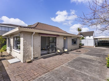 3/11 Fenwick Avenue, Milford, Auckland