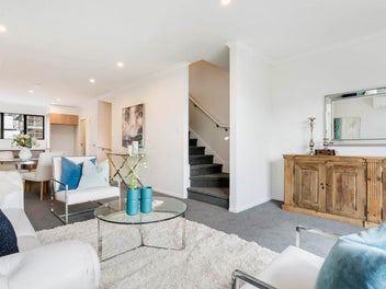 37 Henry Maxwell Way, Flat Bush, Auckland