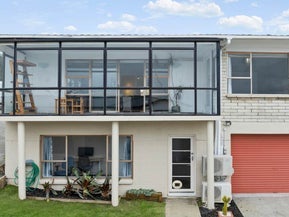 4239A Great North Road, Glendene, Auckland