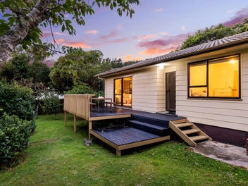 6 Japonica Crescent, Ranui, Porirua