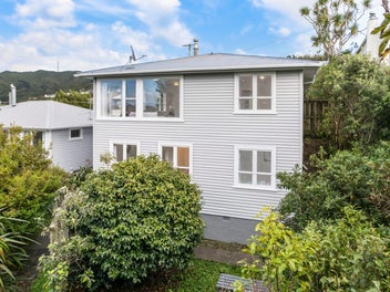 37 Prospect Terrace, Johnsonville, Wellington