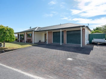 56 Balmoral Drive, Hilltop, Taupo
