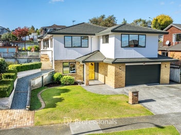 18 Clearwater Terrace, Brown Owl, Upper Hutt
