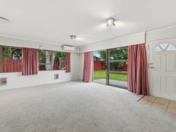 2/6 Tina Place, Sunnyhills, Auckland