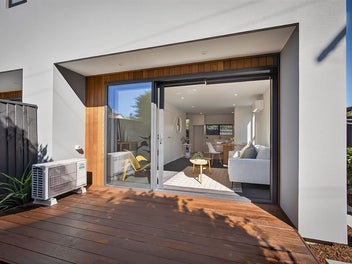 5/13 Goldsmith Place, Waltham, Christchurch