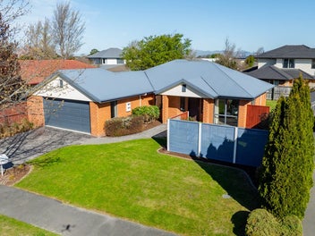 6A Blarney Place, Casebrook, Christchurch