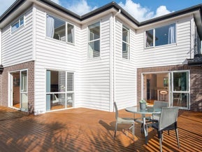 33C Oteha Valley Road, Northcross, Auckland