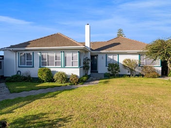 125 Seaview Road, Westown, New Plymouth
