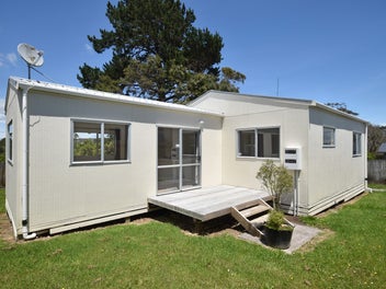 25A West Harbour Drive, West Harbour, Auckland