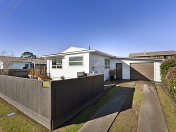 68 Bayly Street, Waitara, Waitara