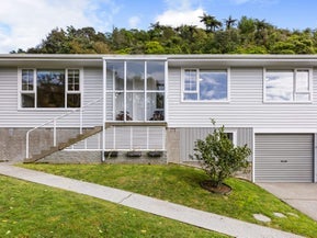 160 Broderick Road, Johnsonville, Wellington