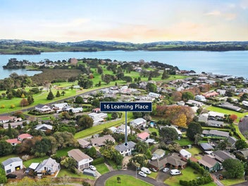 16 Leaming Place, Clarks Beach, Clarks Beach