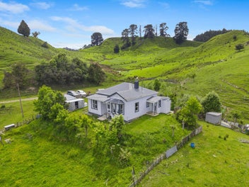 14 Wilson Road, Hunterville