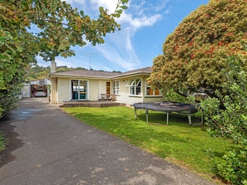 24 Steele Road, Tamarau, Gisborne