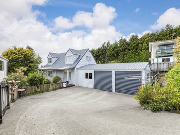 79 Queens Road, Glen Avon, New Plymouth