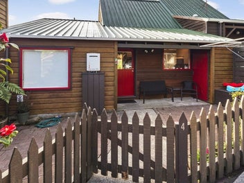 4/33 Halswater Drive, Churton Park, Wellington