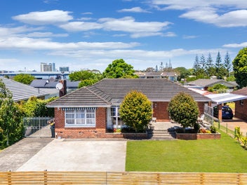 70 Puhinui Road, Manukau, Auckland