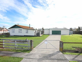 12 Douglas Square, Rongotea, Rongotea