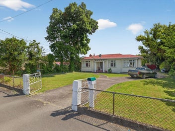 8 Mangahao Road, Pahiatua