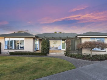 17 Ilfracombe Place, Burnside, Christchurch
