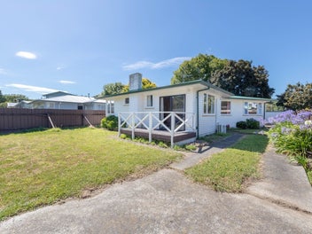 4 California Drive, Totara Park, Upper Hutt