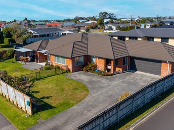 1 Honeyfield Drive, Whalers Gate, New Plymouth