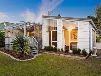 48 Tweed Road, Papakowhai, Porirua