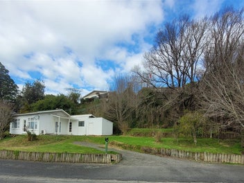 23 Service Lane, WAIPUKURAU, Waipukurau