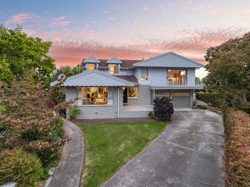 14 St Winifreds Place, Bryndwr, Christchurch