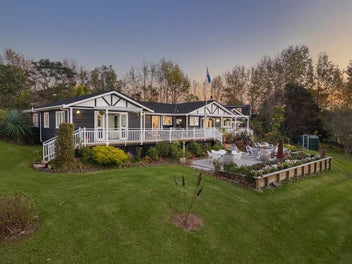 1410 Old North Road, Helensville, Helensville