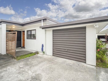 2/708 Terrace Road, Parkvale, Hastings