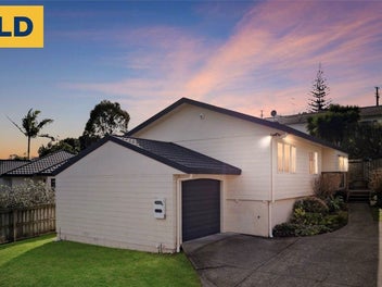 1/8 Knott Road, Stanmore Bay, Whangaparaoa