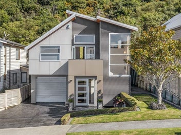27 Waverton Terrace, Churton Park, Wellington