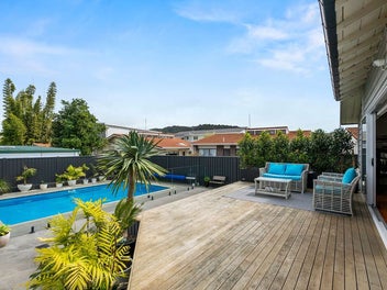 16 Wolfe Street, Regent, Whangarei