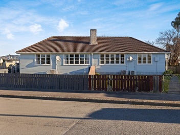 4 Dix Crescent, Riversdale, Blenheim