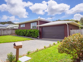21 Robinia Place, Snells Beach, Snells Beach