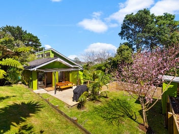 18B Mayfair Place, Westown, New Plymouth