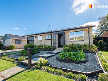 35 Kinmont Crescent, Kinmont Park, Mosgiel