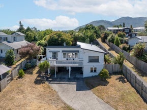 22 Sunset Street, Hilltop, Taupo