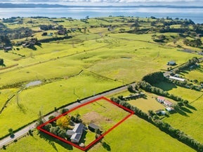 332 Grahams Beach Road, Waiuku