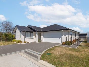 13 St Pats Grove, Nukuhau, Taupo