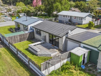 2/124 Arapuni Street, Putaruru