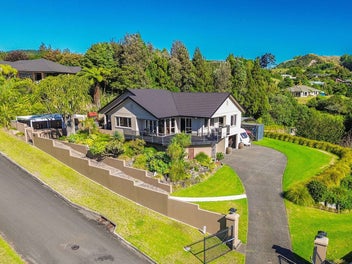 14 Estates Terrace, Welcome Bay, Tauranga