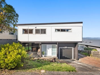 12 Laurel Grove, Maungaraki, Lower Hutt
