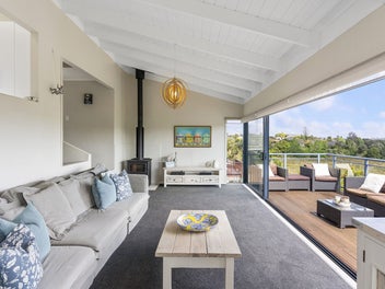 50 Galloway Crescent, Farm Cove, Auckland