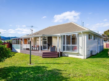 99 Thackeray Street, Trentham, Upper Hutt
