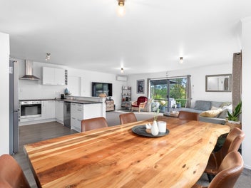 25 Arrowfield Drive, Pyes Pa, Tauranga